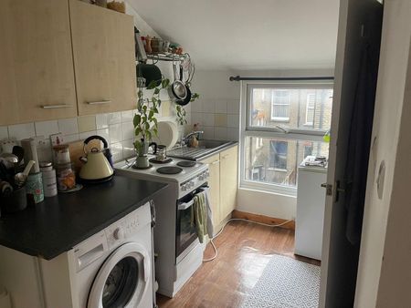 Studio Flat, Belgrade Road, N16 - Photo 2