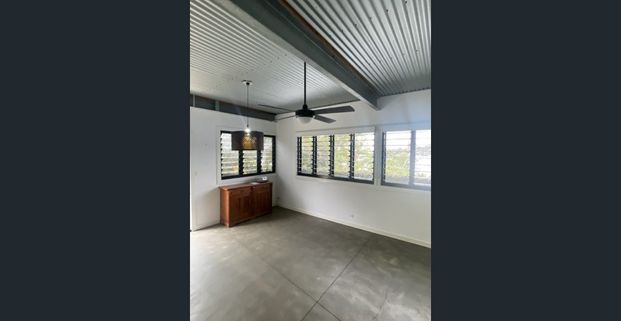 1/65 Windsor Road Red Hill - Photo 1