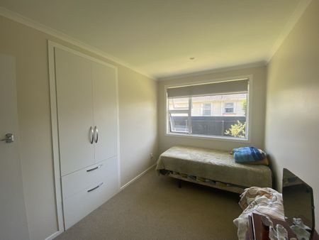 22 Reid Avenue, Hawera - Photo 3