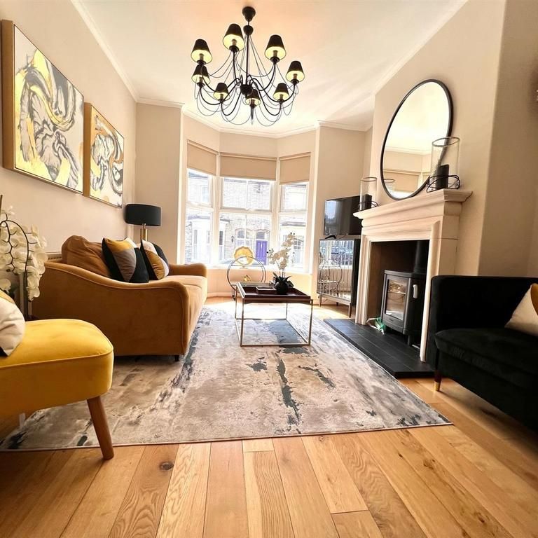 3 bedroom terraced house to rent - Photo 1