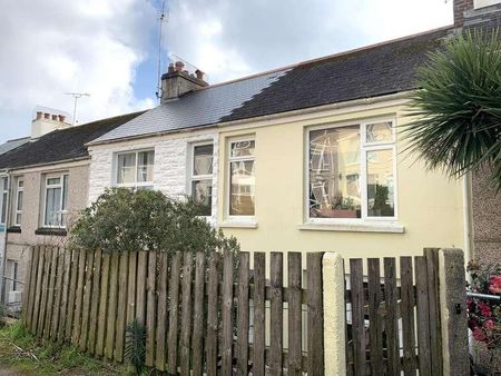 Berkeley Cottages, Falmouth, TR11 - Photo 2