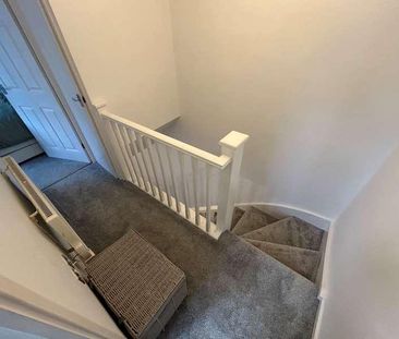 Foxdale Drive, Brierley Hill, West Midlands, DY5 - Photo 2