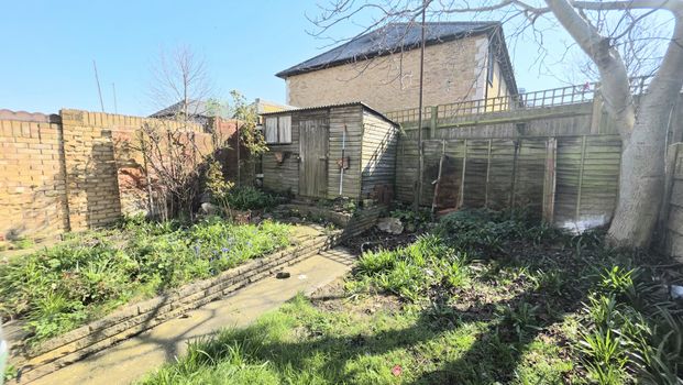 Canterbury road, Gravesend, DA12 - Photo 1