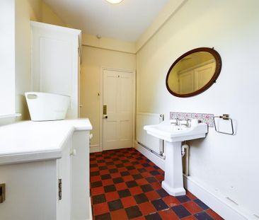 3 bedroom semi-detached house to rent - Photo 6