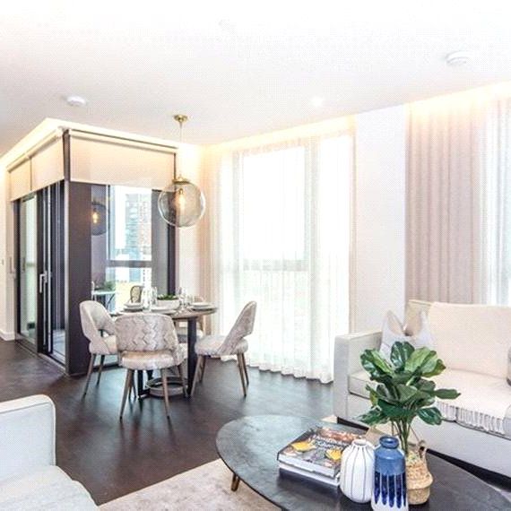 Thornes House, Nine Elms - Photo 1