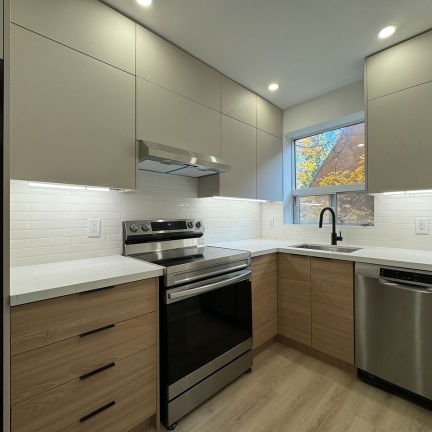 For Lease - 823 Millwood Road Unit# 4, Toronto, Ontario - Photo 1