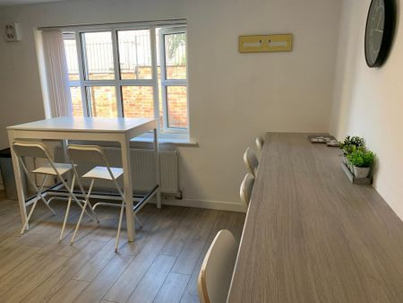4 bedroom house share to rent - Photo 4