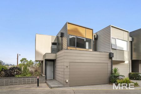 19/14 Horizon Drive, Maribyrnong - Photo 2