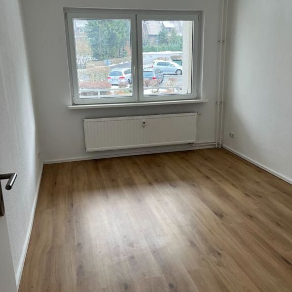 2-Zimmer Wohnung mit Balkon & Einbauküche - Foto 1