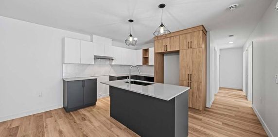 Appartement De 3 Chambres - Photo 2