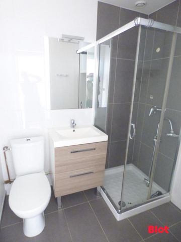 Location Appartement 1 pièce 32m² ST AVE 56890 - Photo 5