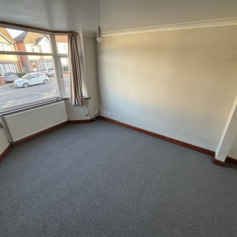 Dulverton Avenue, Coundon, Coventry - Photo 1