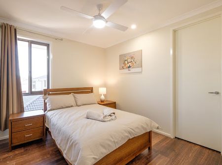 81 Alan Crescent, Eight Mile Plains QLD 4113 - House For Rent | Domain - Photo 5