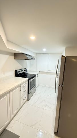 For Lease - 1 Brewsland Crescent, Markham, Ontario - Photo 3