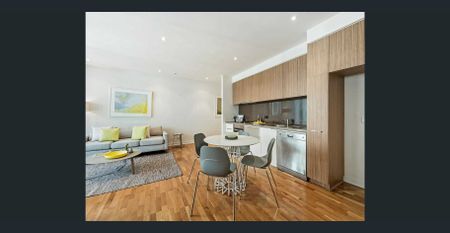 Luxury Lifestyle in Prime Port Melbourne Location - Photo 2