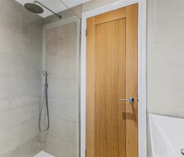 2 bedroom semi-detached house to rent - Photo 3