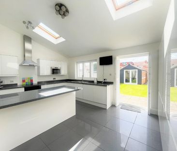 Westhill Road, Coventry - Photo 6