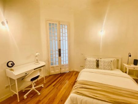 Calle de Alcalá, Madrid, Community of Madrid 28009 - Photo 3