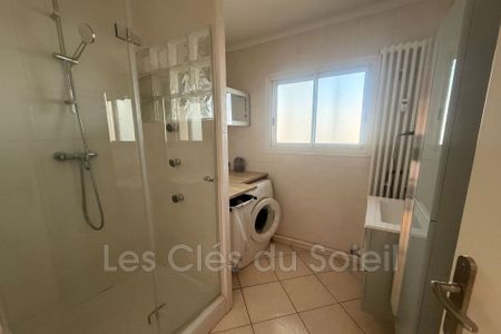 Location Appartement 3 pièces 57m² TOULON 83000 - Photo 4