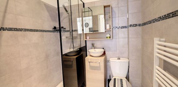 À LOUER - EN EXCLUSIVITÉ À LORGUES - STUDIO 20m2 + CELLIER/BUANDERIE 5m2 - Photo 2