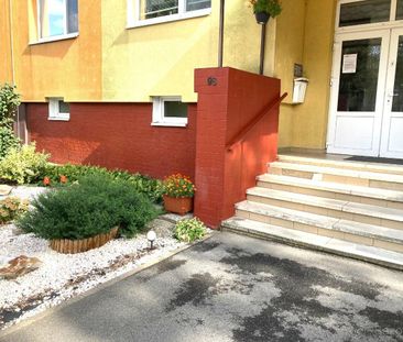 2 izb. s lodžiou, ul. Masarykova MICHALOVCE, nájom 600,- eur – Fotografia 4