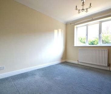 4 bedroom detached house to rent - Photo 6