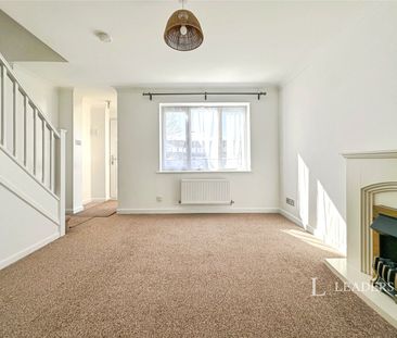 2 bedroom house to rent Fairlead Drive, Gosport, Hampshire, PO13 - Photo 1