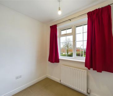 3 bedroom detached house to rent - Photo 5