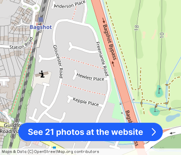 Hewlett Place, Bagshot, Surrey, GU19 - Photo 1