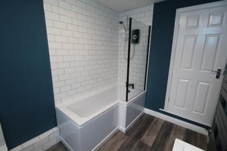 Warwick Street (Bills Inclusive), Lenton, Nottingham, NG7 - Photo 2