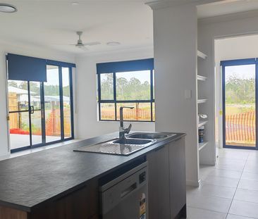 Brand New Spacious 4 Bed Family Home with formal Lounge and Study! ... - Photo 6