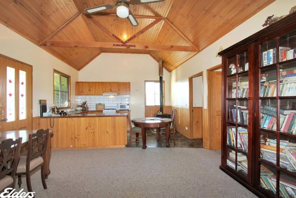 SEASIDE COTTAGE IN FISHING VILLAGE - Photo 1