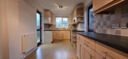 Buckfield Road, Leominster - Photo 4