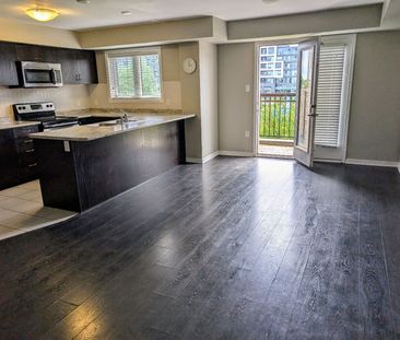 For Lease - 2441 Greenwich Drive Unit# 69, Oakville, Ontario - Photo 4
