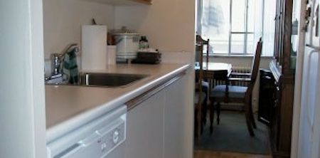 Amazing building and location at the Strathclyde in Don Mills! - Photo 2