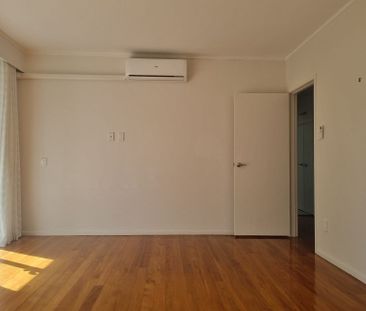 FULLY RENOVATED 3brm STUNNER IN EPSOM, DGZ, UNI - Photo 1