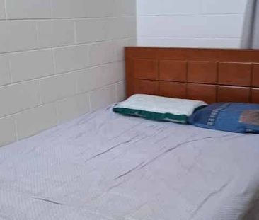 3 Bedroom Townhouse in Northcote - Photo 4