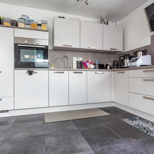 Appartement te huur - Photo 1