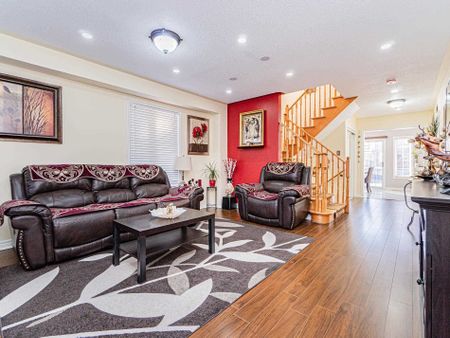 For Lease - 76 Starhill Crescent, Brampton, Ontario - Photo 2