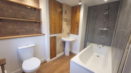 2 bedroom terraced house to rent - Photo 4