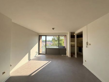 Appartement te huur - foto 2