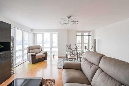 St Davids Square, Isle Of Dogs, E14 - Photo 4