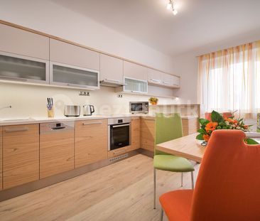 Pronájem bytu 2+kk • 37 m² bez realitkyVrázova, Praha - Smíchov - Photo 4