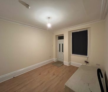 3 Bed Terraced House, Talbot Crescent, S2 - Photo 2