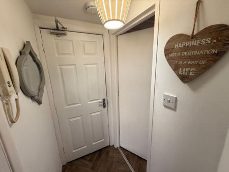 1 Bed Flat, Humberstone Gate, LE1 - Photo 5