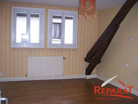 Location Appartement 3 pièces 70m² OBJAT 19130 - Photo 2