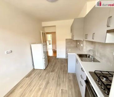 Pronájem bytu 2+1 s balkonem po kompletní rekonstrukci, 67 m, Praha... - Photo 2