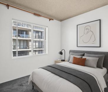 Located in the heart of the CBD - Photo 3