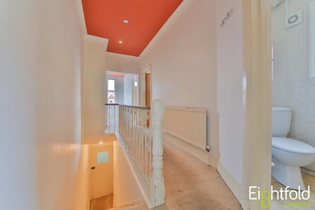 4 bedroom maisonette to rent - Photo 3