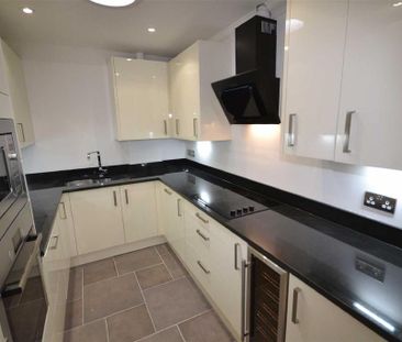 2 bedroom apartment to rent - Photo 3